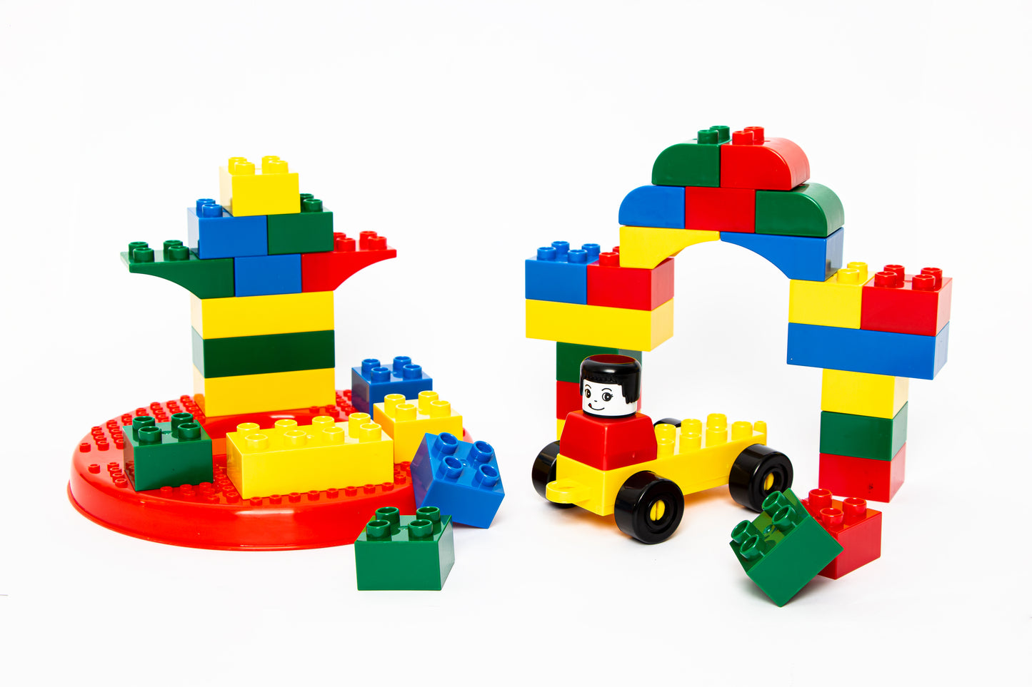 JUEGO DE CONSTRUCCION "COLOR BLOCKS" SET DE PLÁSTICO X 80 PZAS. ARTI CREATIVO