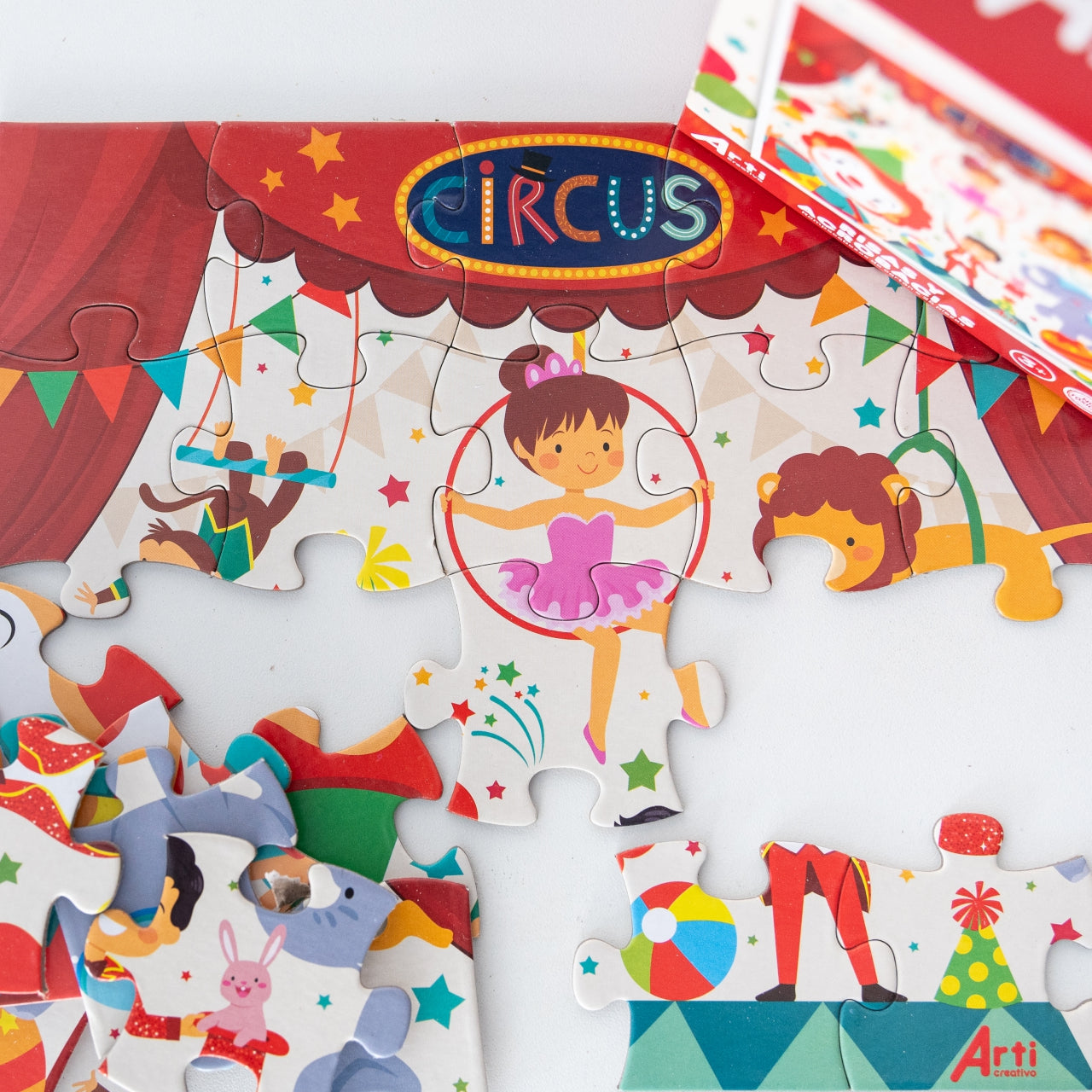 ROMPECABEZAS CARTON X 25PZA RISAS Y ACROBACIAS 22X22CM