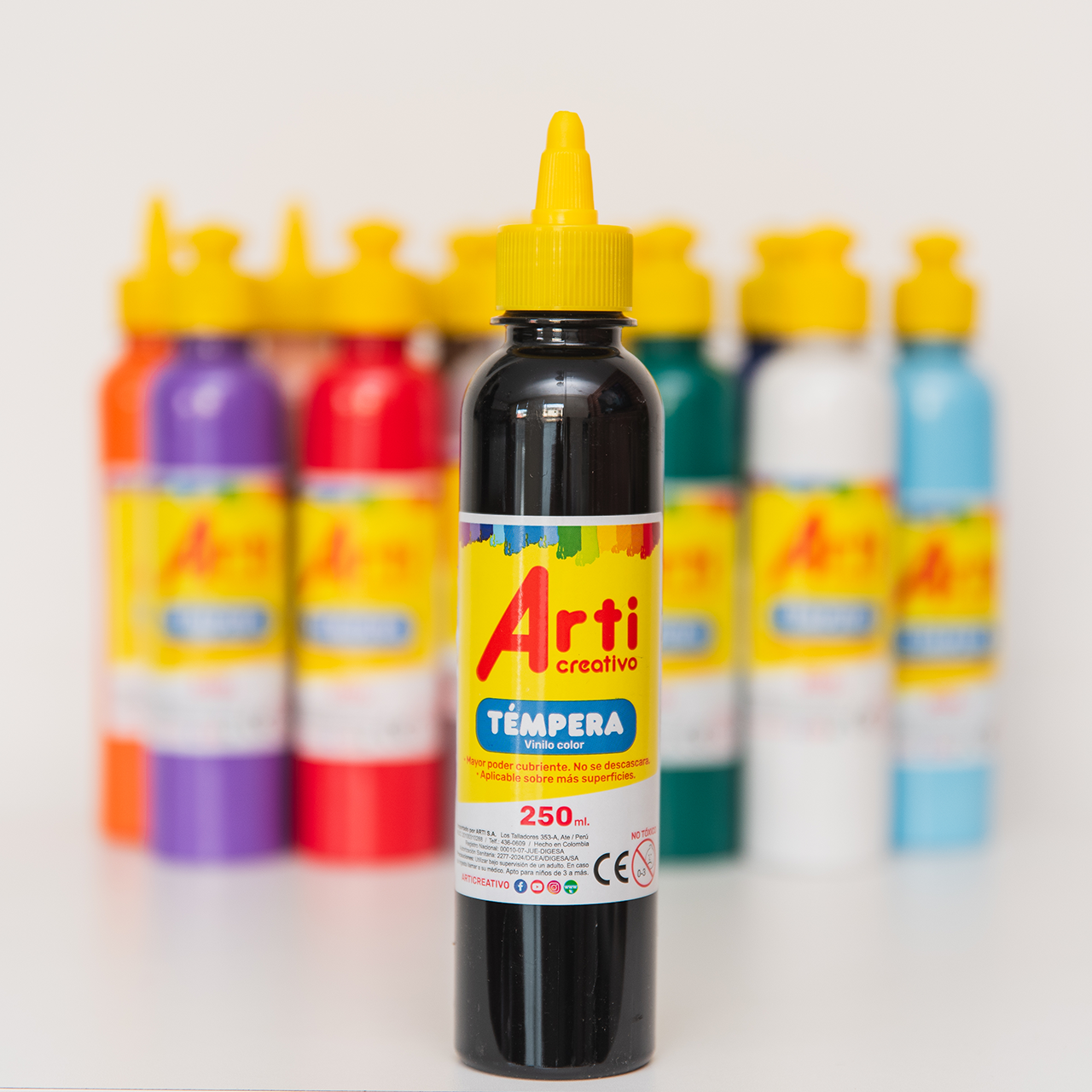 TÉMPERA NEGRA X 250 ML. ARTI CREATIVO