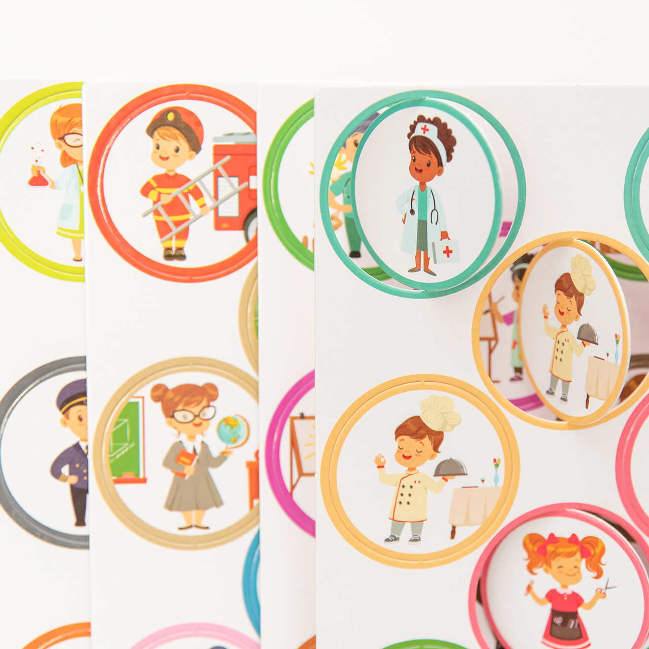 JUEGO DE MEMORIA "PROFESIONES Y OFICIOS" X 32 PZAS. ARTI CREATIVO